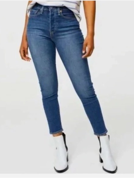 Levi's Denim - Levi’s Wedgie Skinny Jeans. High-Rise Slim Fit. Size 26.